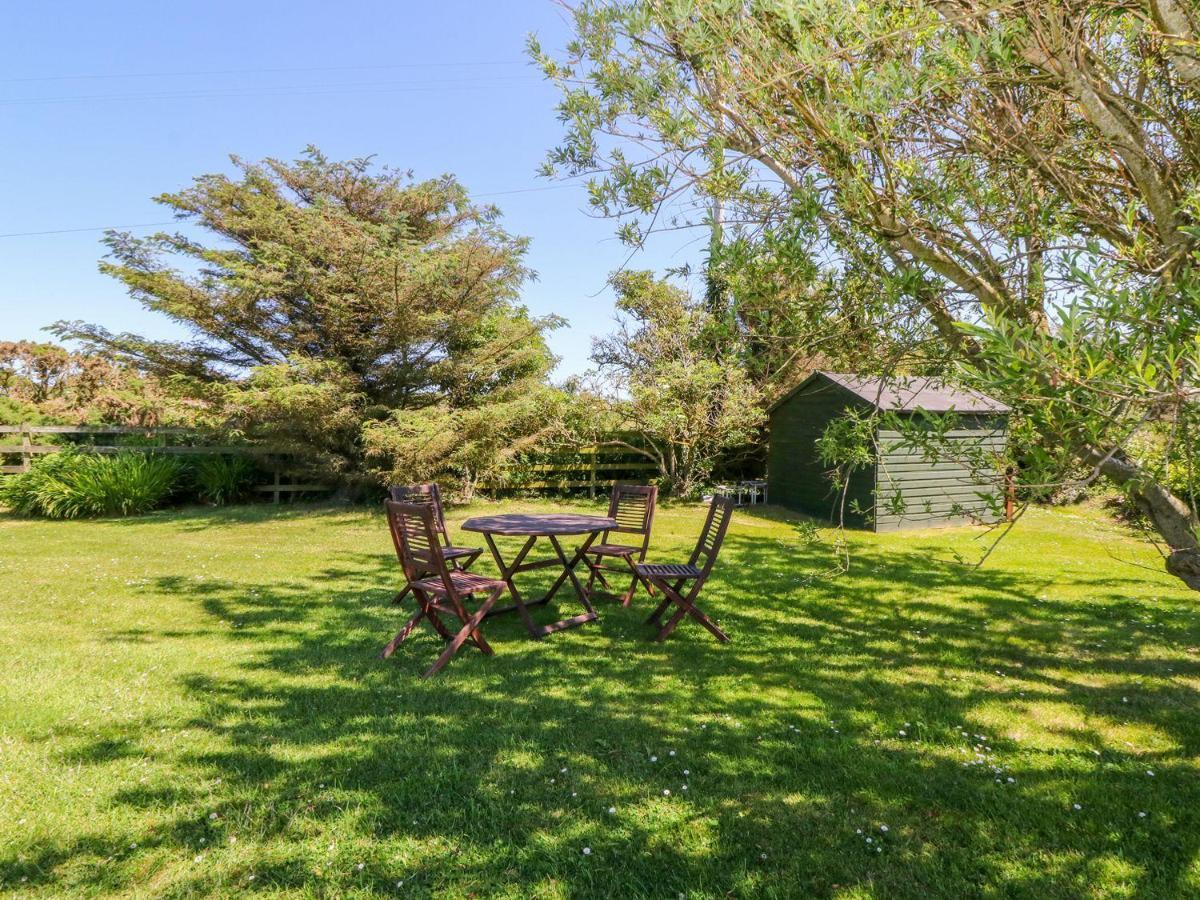 Charming 2 Bed House Near Rhoscolyn Discounts For Holyhead Exterior foto